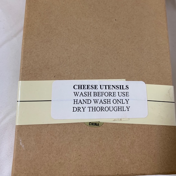 Cheese Utensils Set of 2, Ustensiles De Fromage - Picture 4 of 4